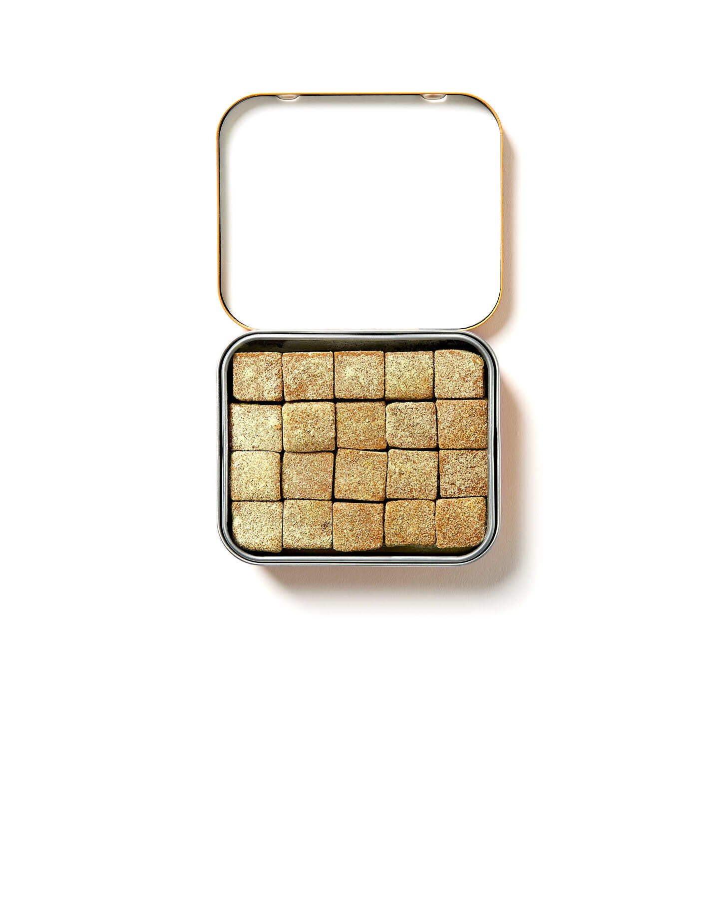 Eaton Botanicals - Mango Ginger - open tin